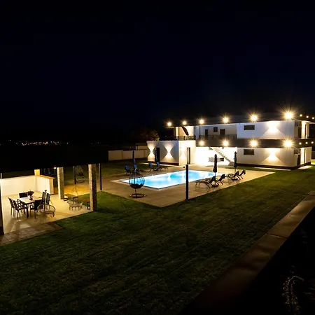 Villaonewall