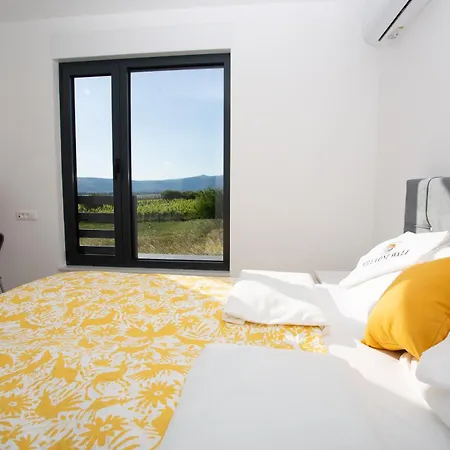 Villaonewall